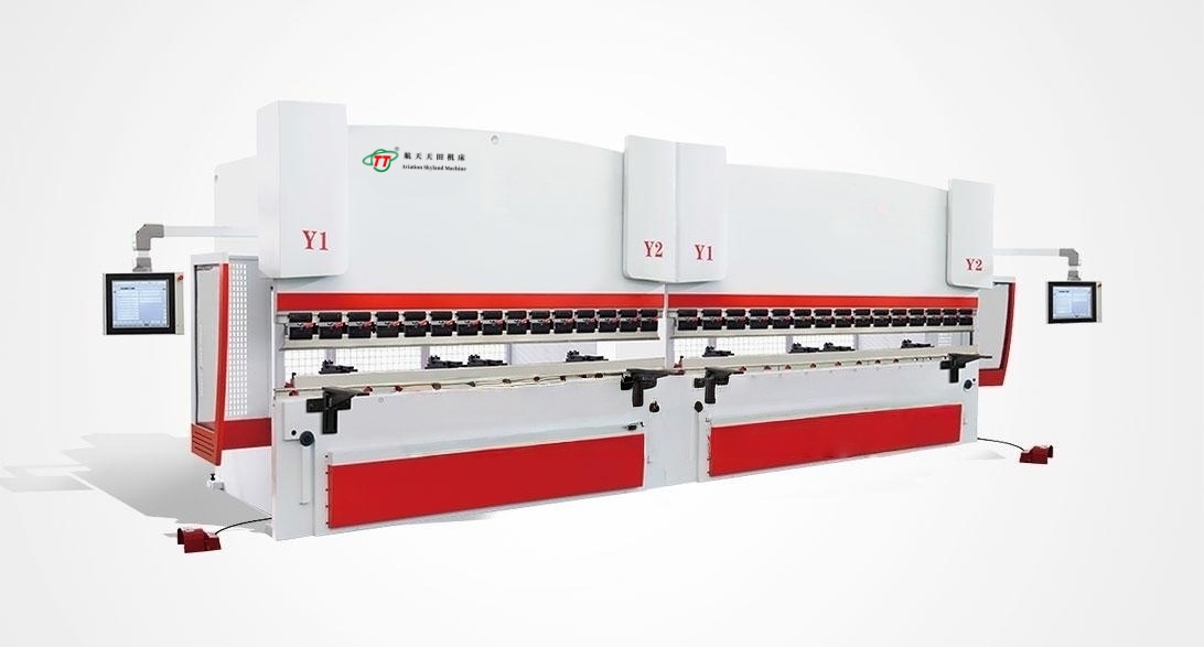 2-HTB-6000T/12M 双机联动、DA53T {DA69T(DA66T)或瑞士CYBELEC系统}(4 + 1轴-8+1轴）数控折弯机